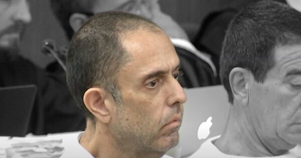 Gaeco Recorre para Endurecer Penas e Condenar Absolvidos na Operação Omertà em MS Símbolo do Tribunal de Justiça de Mato Grosso do Sul, representando a justiça e o sistema legal