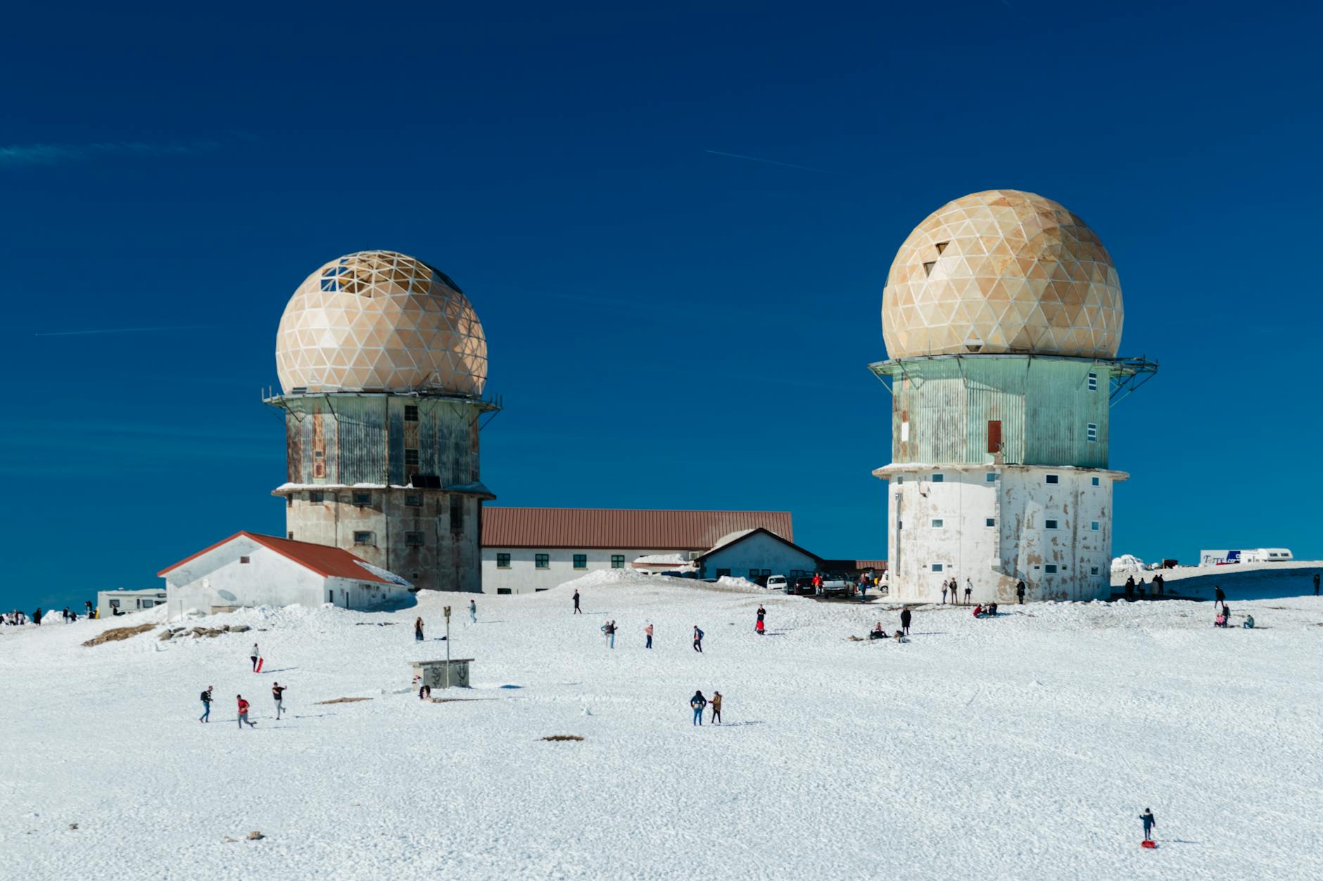 A winter scene featuring Serra da Estrela's observatory in snowy Distrito da Guarda, Portugal.