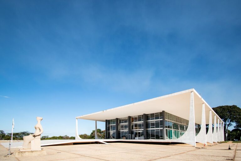 Fachada do Tribunal Superior Eleitoral em Brasília